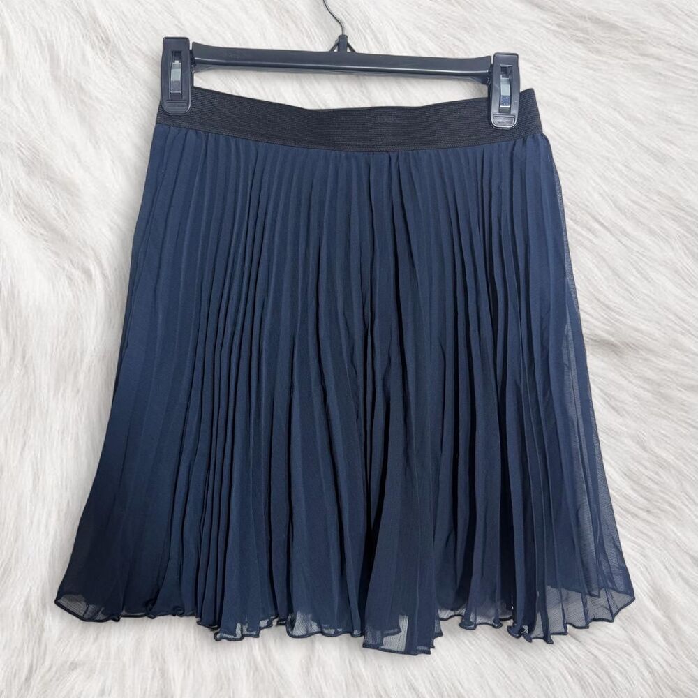 Abercrombie & Fitch Navy blue pleated skirt | Small | Preppy Schoolgirl Coquette
